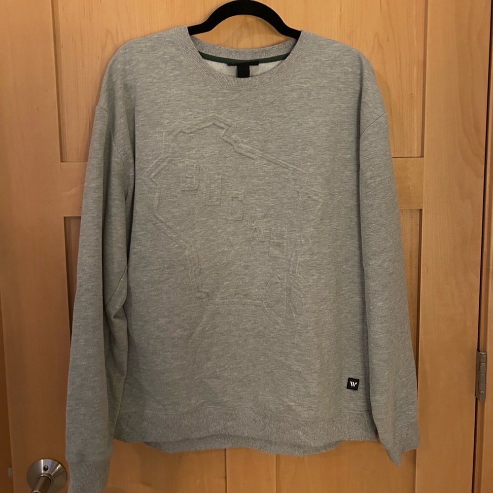 Milwaukee Bucks Raised Bubble Crewneck